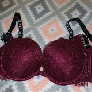 Victoria’s Secret 34D VERY SEXY pushup